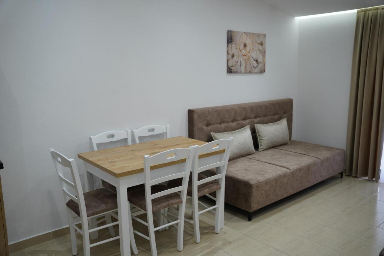 Apartments Costa Azzurra Velipojë Buitenkant foto
